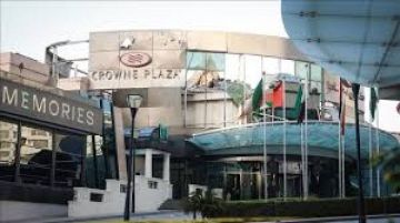 البحرين تعلن استهداف منشأة نفطية بصواريخ إيرانية