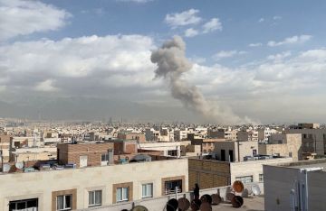 الحرس الثوري: العدو يقصف مصانع مدنية في إيران ويستشهد عمالا بعد هزيمته في الميدان الحرس الثوري: العدو يقصف مصانع مدنية في إيران ويستشهد عمالا بعد هزيمته في الميدان