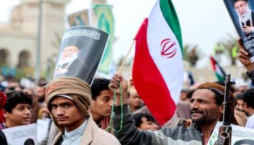 الحوثي يصطف مع إيران ويتحاشى إعلان الدخول في الحرب