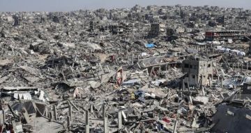 استشهاد مدني فلسطيني وإصابة آخرين بقصف صهيوني على مدينة غزة استشهاد مدني فلسطيني وإصابة آخرين بقصف صهيوني على مدينة غزة