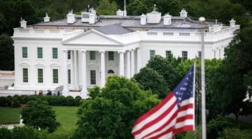 البيت الأبيض يطالب الجيش الإيراني بإلقاء السلاح