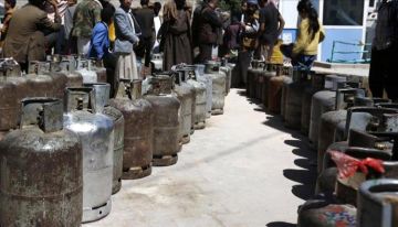 فوضى الغاز اليمني: الحرب تغذي التهريب إلى الحوثيين وأفريقيا فوضى الغاز اليمني: الحرب تغذي التهريب إلى الحوثيين وأفريقيا