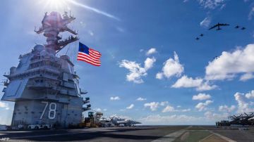 إيران: وجود حاملة طائرات أمريكية في البحر الأحمر تهديد لنا وسنستهدف مراكز دعمها في المنطقة