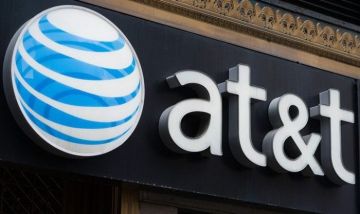 إيه تي آند تي تضخ 250 مليار دولار بشبكات الاتصالات الأمريكية