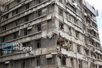 الخارجية الإيرانية: استهداف البنى التحتية جريمة حرب ضد الإنسانية