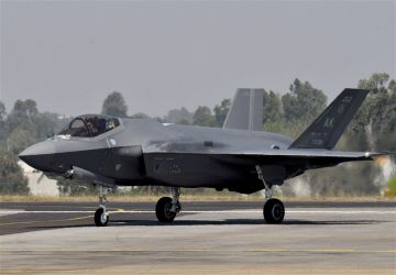 الحرس الثوري يعلن إصابة مقاتلة F-35 أميركية في الأجواء الإيرانية
