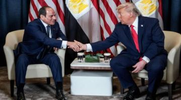 السيسي: لا أحد يستطيع أن يوقف الحرب إلا ترامب السيسي: لا أحد يستطيع أن يوقف الحرب إلا ترامب