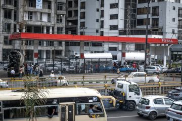 تعهدات استثمارية بأكثر من 13 مليار دولار دعما لإثيوبيا تعهدات استثمارية بأكثر من 13 مليار دولار دعما لإثيوبيا