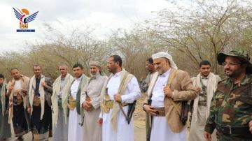 قيادة محافظة صعدة تزور المرابطين في جبهة جيزان