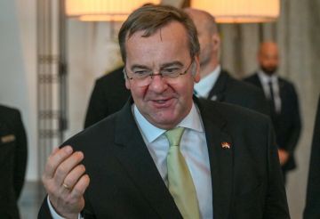 ألمانيا وأستراليا تعززان التعاون في مجال الدفاع