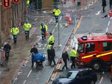 إصابة 20 شخصا في حادث دهس ببريطانيا