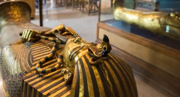 لعنة توت عنخ آمون في رسالة كارتر.. أسطورة أم واقع؟ لعنة توت عنخ آمون في رسالة كارتر.. أسطورة أم واقع؟