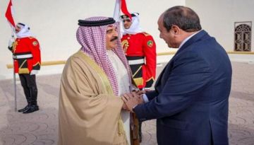 الرئيس المصري يبحث مع العاهل البحريني التحديات الإقليمية والاعتداءات الإيرانية