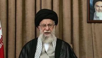 وفاة أرملة خامنئي متأثرة بجروح أصيبت بها