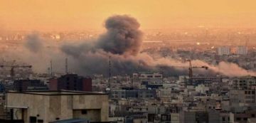 إسرائيل تعلن تنفيذ ضربات جديدة ضد مواقع عسكرية إيرانية إسرائيل تعلن تنفيذ ضربات جديدة ضد مواقع عسكرية إيرانية