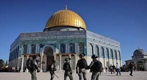 هيئة مقدسية: سلطات العدو الصهيوني تسعى لفرض واقع أمني عبر إغلاق الأقصى هيئة مقدسية: سلطات العدو الصهيوني تسعى لفرض واقع أمني عبر إغلاق الأقصى