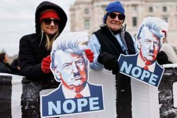 تظاهرات شعبية واسعة ضد ترامب في الولايات المتحدة وخارجها تظاهرات شعبية واسعة ضد ترامب في الولايات المتحدة وخارجها