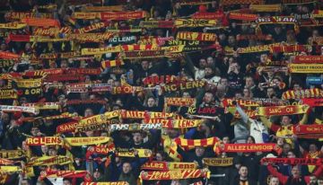 تهديد مباشر للنزاهة.. جماهير لانس تثور ضد قرار خدمة سان جيرمان