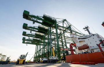 بسبب تبعات العدوان على إيران.. شركات التأمين البحري تعلن إلغاء تغطية مخاطر الحروب بسبب تبعات العدوان على إيران.. شركات التأمين البحري تعلن إلغاء تغطية مخاطر الحروب