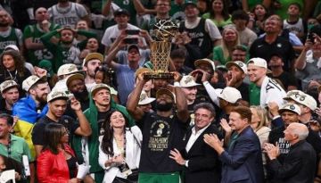 تمبرولفز يسقط سيلتيكس ليحقق فوزه الأول في بوسطن منذ 2005 تمبرولفز يسقط سيلتيكس ليحقق فوزه الأول في بوسطن منذ 2005