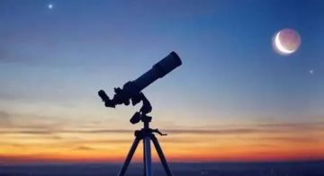 فلكي يمني يحسم الجدل ويعلن موعد أول أيام عيد الفطر المبارك