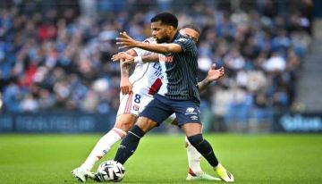 ليون يواصل نتائجه المتواضعة في الدوري الفرنسي بالتعادل مع لوهافر ليون يواصل نتائجه المتواضعة في الدوري الفرنسي بالتعادل مع لوهافر