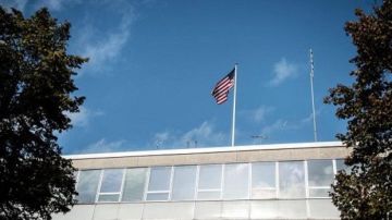 احترازيا.. قطر تجلي القاطنين بمحيط السفارة الأمريكية