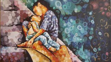 الحرب بعيدة وطفلي قريب