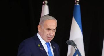 رئيس الوزراء الإسرائيلي: سقوط النظام في إيران يقترب رئيس الوزراء الإسرائيلي: سقوط النظام في إيران يقترب