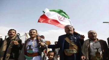 الحوثيون يصعدون الجبايات في مناطق سيطرتهم وسط أزمة تمويل متفاقمة الحوثيون يصعدون الجبايات في مناطق سيطرتهم وسط أزمة تمويل متفاقمة