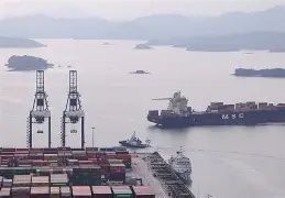 في ظل تداعيات العدوان على إيران:السفن تواجه صعوبات في التزود بالوقود داخل موانئ آسيوية