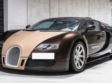 ملياردير ياباني يعرض سيارته بوغاتي فيرون هيرميس للبيع.. كم يبلغ سعرها؟ ملياردير ياباني يعرض سيارته بوغاتي فيرون هيرميس للبيع.. كم يبلغ سعرها؟