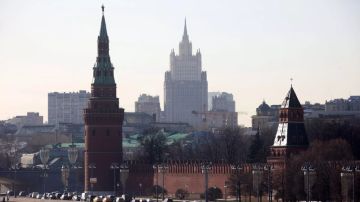 الكرملين: ممثل عن السلطات الفرنسية أجرى زيارة إلى روسيا لبحث التسوية الأوكرانية