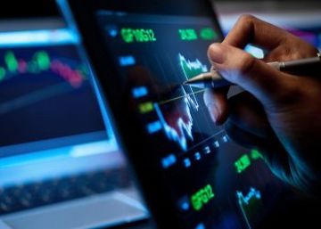 خسائر وول ستريت تتعمق عقب قرار الفيدرالي وبيانات التضخم