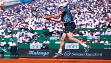 الإيطالي سينر يتأهل للدور الربع النهائي من بطولة مونت كارلو للتنس