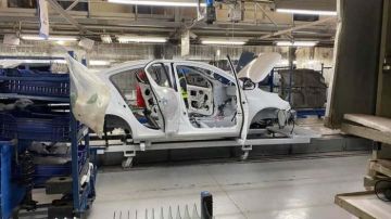 صادرات السيارات الكهربائية الصينية تقفز بنسبة 140 