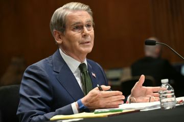 وزير الخزانة الأميركي يدافع عن تمديد إعفاء النفط الروسي من العقوبات