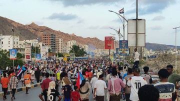 الطوفان الشعبي في المكلا.. صمام أمان الثوابت ورد حاسم على مشاريع الالتفاف