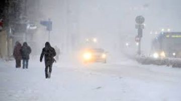 عاصفة ثلجية عاتية تضرب موسكو