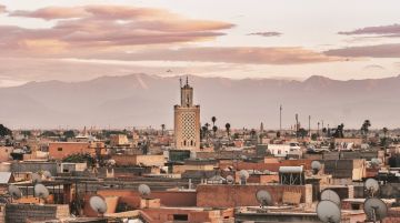 ربيع مراكش حين تزهر الحدائق وتستعيد الروح إيقاعها ربيع مراكش حين تزهر الحدائق وتستعيد الروح إيقاعها