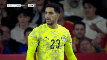 جدل واسع حول مستقبل مصطفى شوبير مع الأهلي