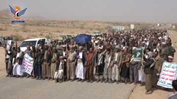 مسيرات حاشدة بمأرب احتفاء بالنصر وتأكيدا على الثبات في مواجهة الصهيونية