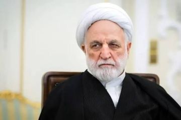 رئيس السلطة القضائية في إيران: أفضل طريقة لإنهاء الحرب هي طرد الأمريكيين من المنطقة رئيس السلطة القضائية في إيران: أفضل طريقة لإنهاء الحرب هي طرد الأمريكيين من المنطقة