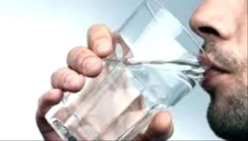 أطعمة تحافظ على رطوبة جسمك