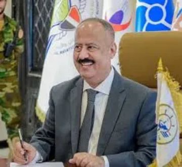 قرار صادم من وزير النقل يغير قواعد اللعبة في الموانئ اليمنية!