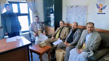 نيابة ذمار تفرج عن تسعة سجناء معسرين بمساعدة فاعلي خير نيابة ذمار تفرج عن تسعة سجناء معسرين بمساعدة فاعلي خير