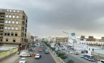 قيادات حوثية تعرض منازلها للبيع في صنعاء وسط تحذيرات للمواطنين