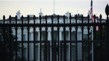 البيت الأبيض: لدينا خططا بديلة بشأن مضيق هرمز