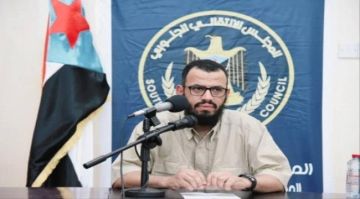 بن بريك : هل اختارت السعودية الحوثي كحليف بديل عن الإمارات والجنوب؟!