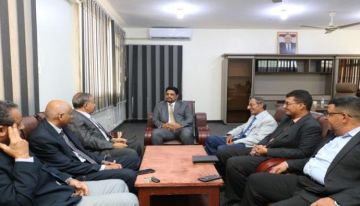 وزير التعليم الفني ورئيس جامعة عدن يبحثان تعزيز التعاون لتطوير العملية التعليمية والتدريبية وزير التعليم الفني ورئيس جامعة عدن يبحثان تعزيز التعاون لتطوير العملية التعليمية والتدريبية